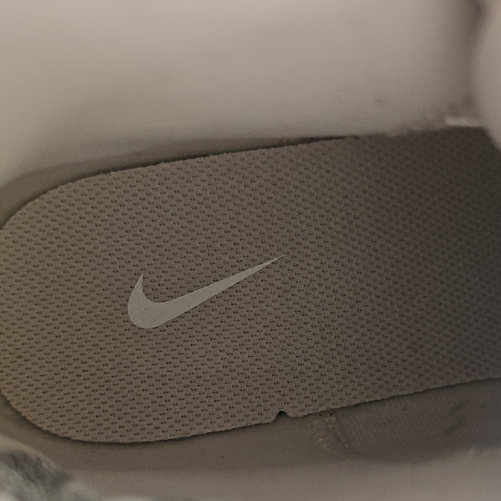 Nike Women's Blazer Mid High-Top Sneakers Size 8 Condition 9/10 - Picture 6 of 8